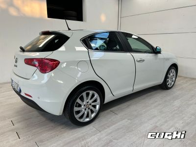 ALFA ROMEO Giulietta 1.4 Turbo MultiAir Distinctive foto 1